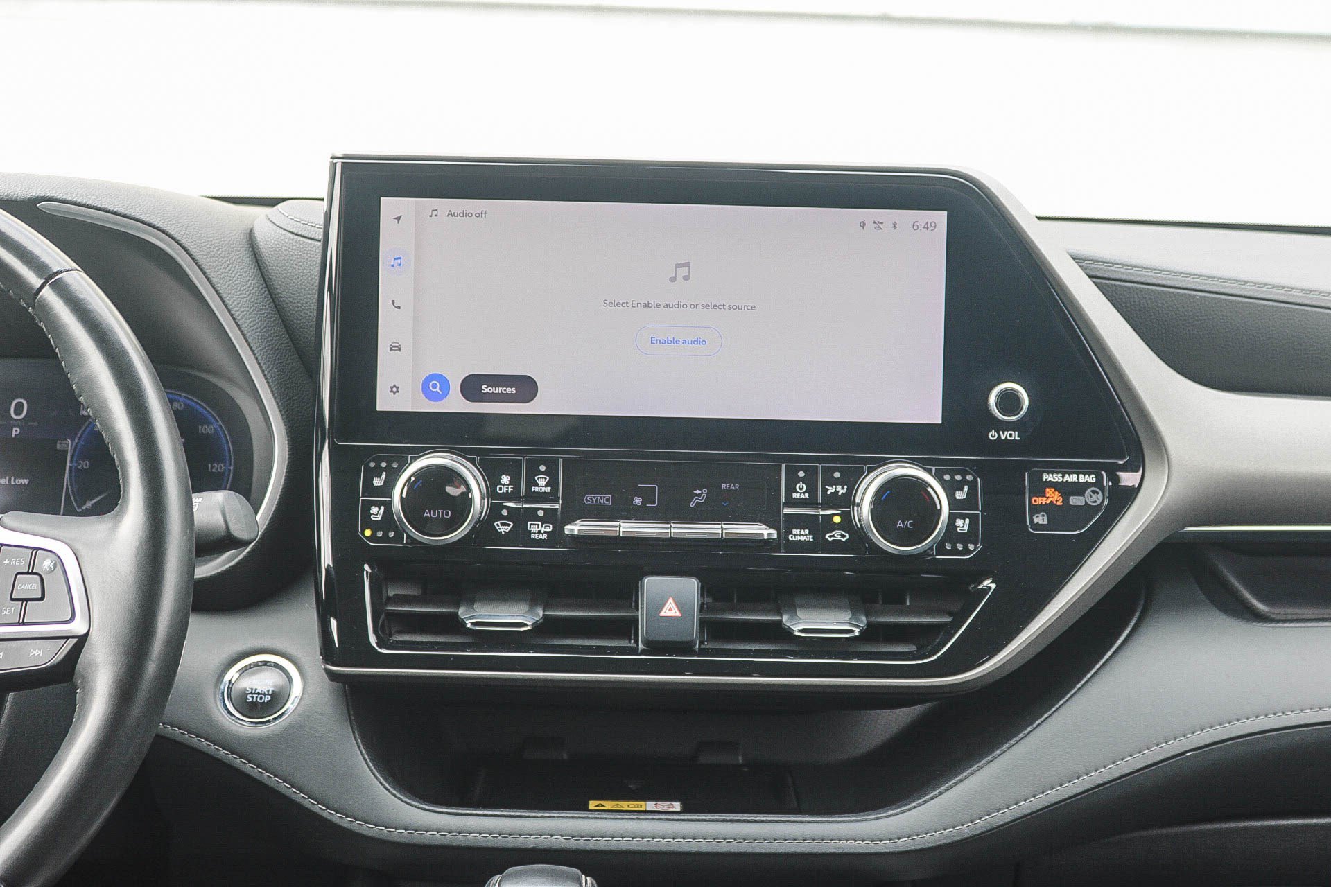 Used 2023 Toyota Highlander Limited AWD/4WD image 15