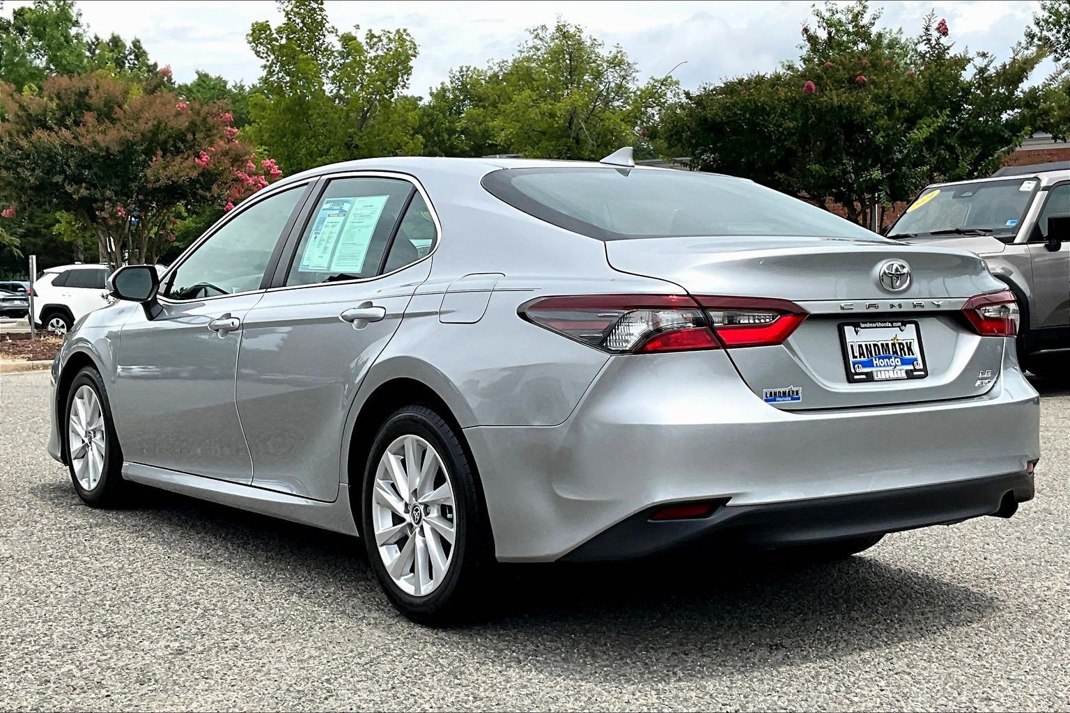 Used 2023 Toyota Camry LE AWD/4WD image 12