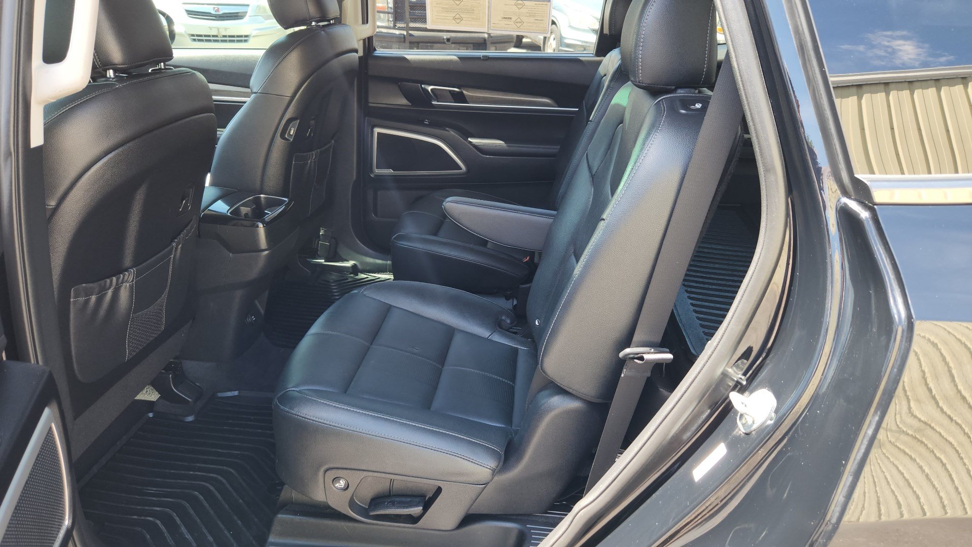 Used 2021 Kia Telluride EX w/ EX Premium Package AWD/4WD image 21