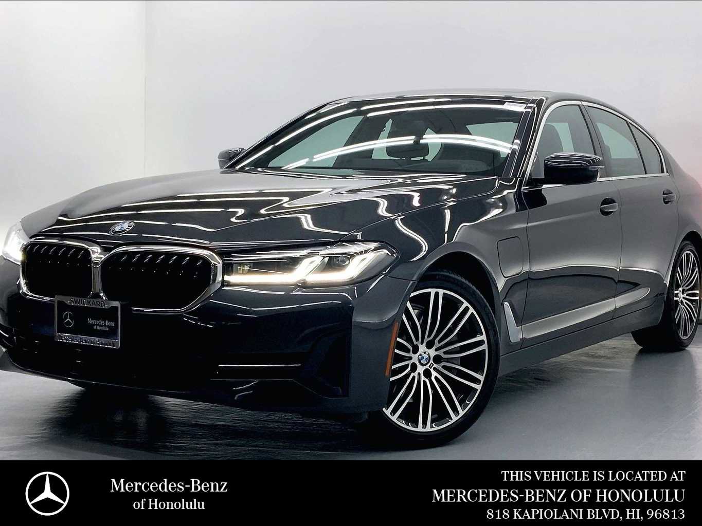 Used 2021 BMW 530e w/ Premium Package