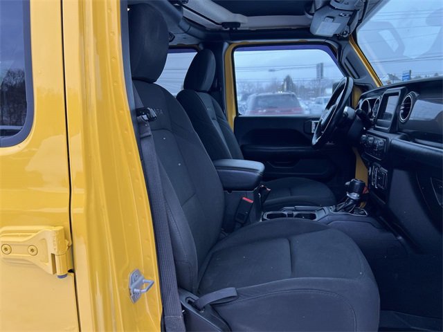 Used 2019 Jeep Wrangler Unlimited Sahara w/ Dual Top Group image 19