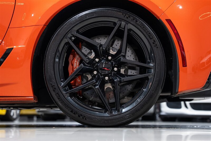 Used 2019 Chevrolet Corvette ZR1 RWD image 46