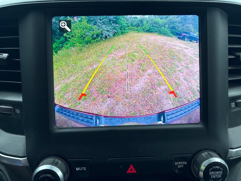 Used 2020 RAM 1500 Big Horn AWD/4WD image 11