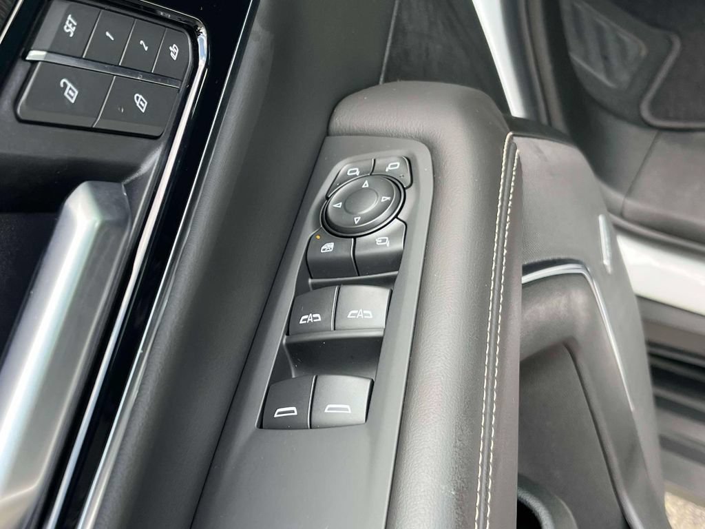 New 2026 GMC Yukon XL Elevation AWD/4WD image 21