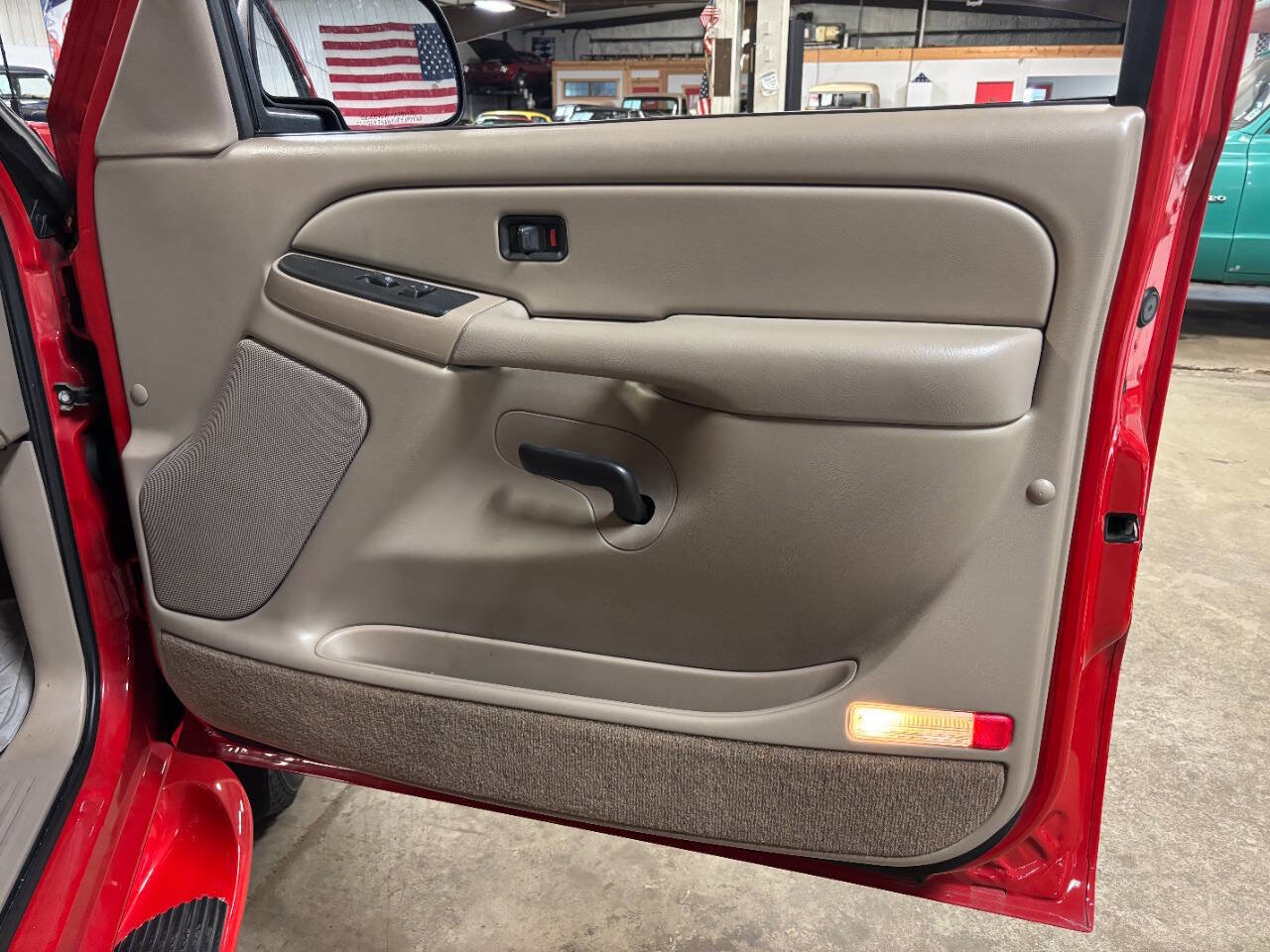 Used 2004 Chevrolet Silverado 2500 LS w/ Heavy-Duty Power Package RWD image 22