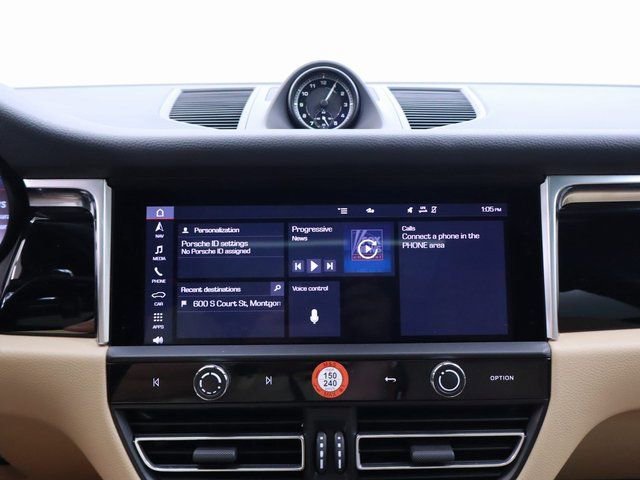 New 2024 Porsche Macan image 36