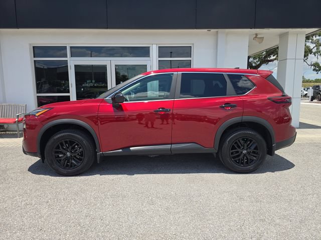 Used 2026 Nissan Rogue S FWD image 4