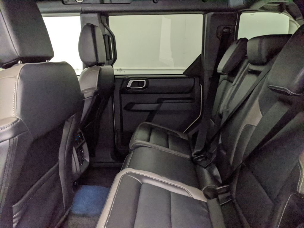 New 2025 Ford Bronco Outer Banks image 23