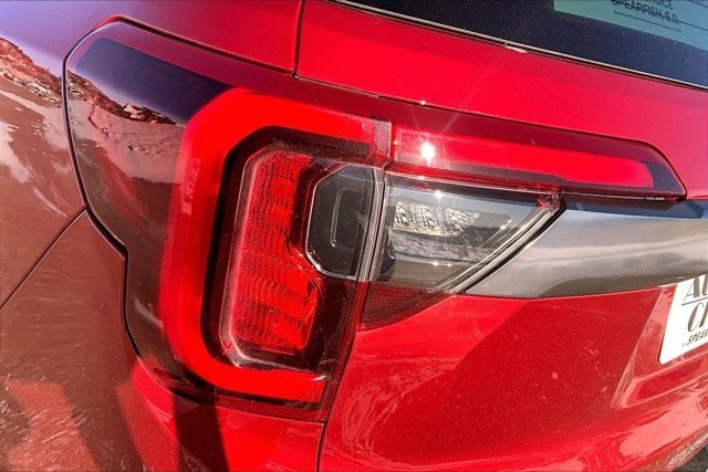 Used 2022 GMC Acadia AT4 w/ Technology Package image 23