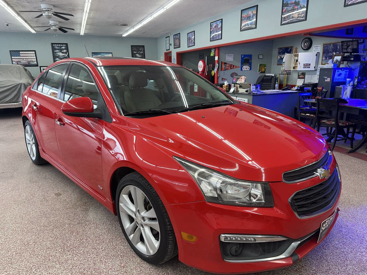 Used 2015 Chevrolet Cruze LTZ w/ Sun, Sound and Sport Package image 8