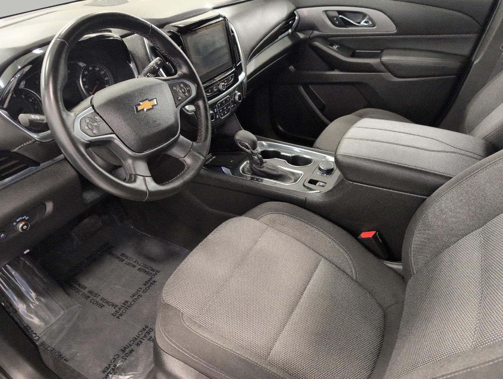 Used 2023 Chevrolet Traverse LT w/ LPO, Floor Liner Package AWD/4WD image 10