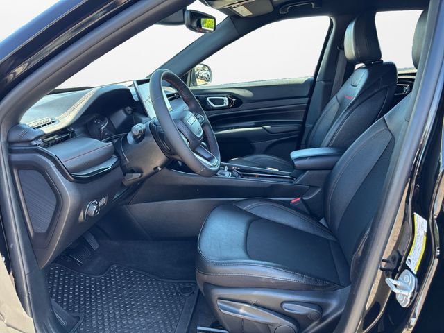 Used 2024 Jeep Compass Trailhawk image 9