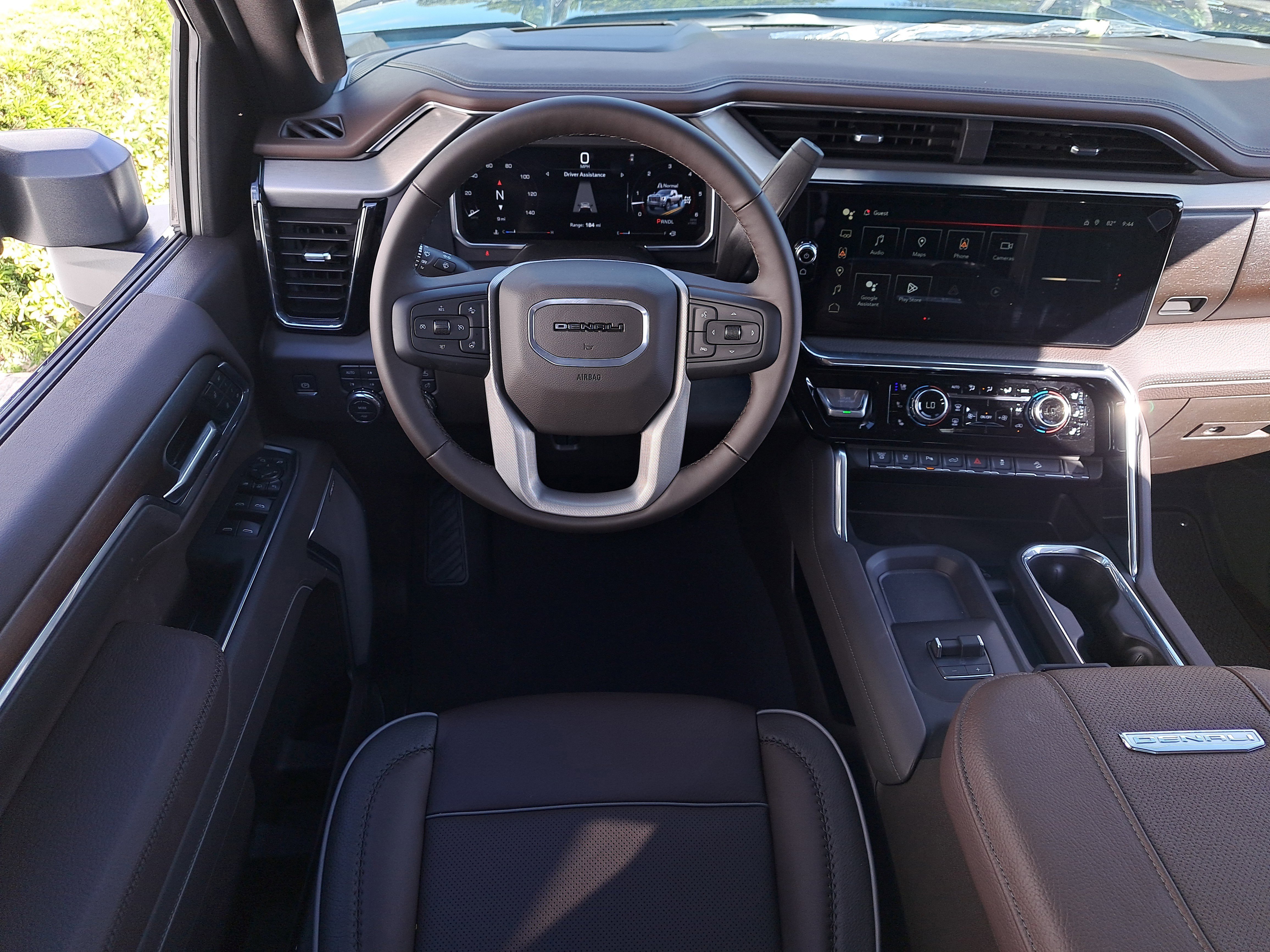 New 2026 GMC Sierra 2500 Denali w/ Denali Reserve Package image 14