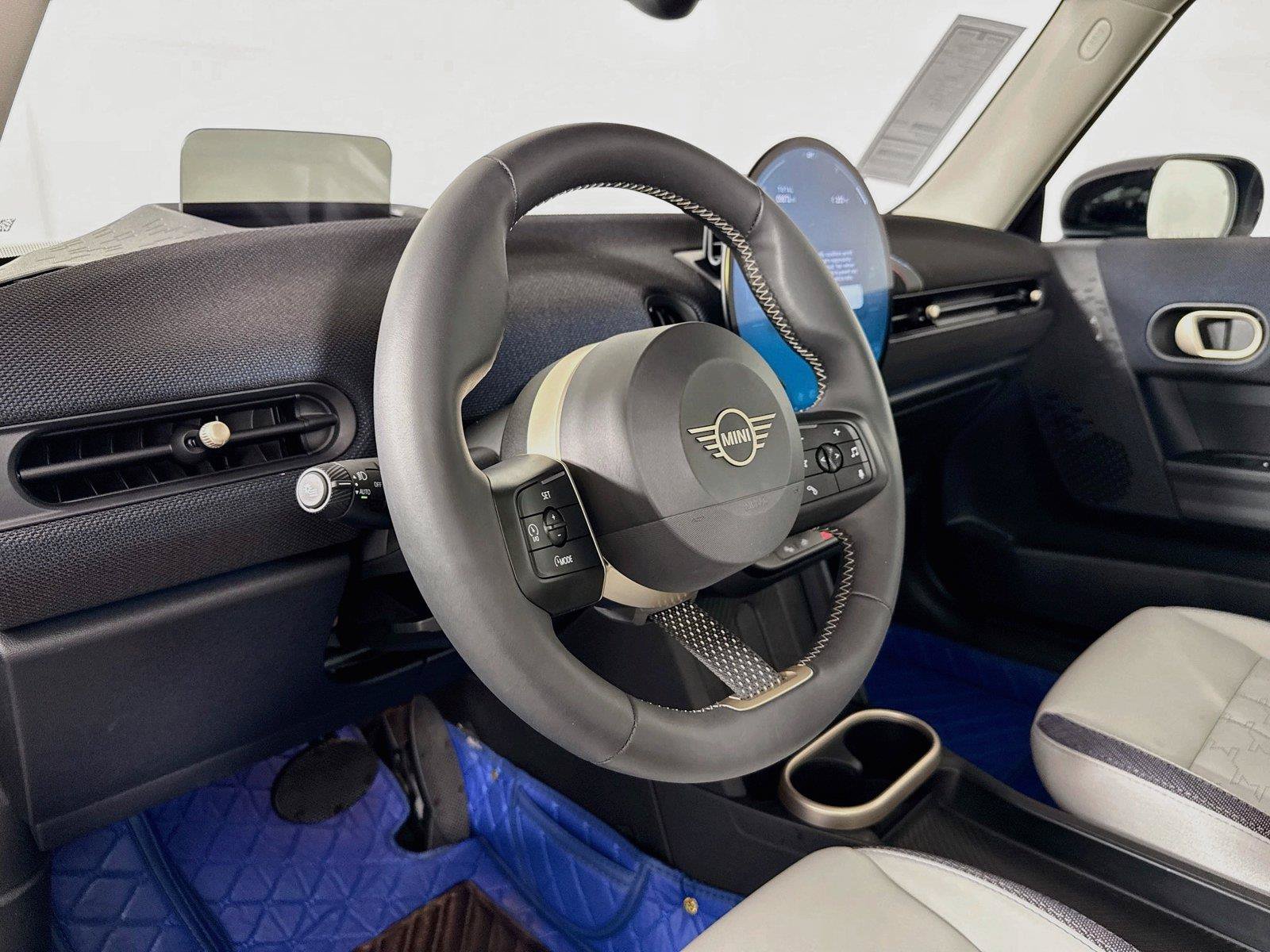 Used 2025 MINI Cooper S FWD image 4