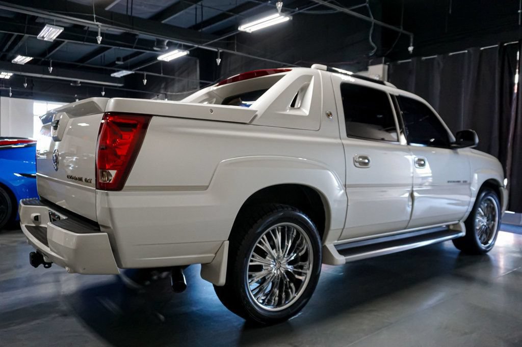 Used 2004 Cadillac Escalade EXT AWD/4WD image 58