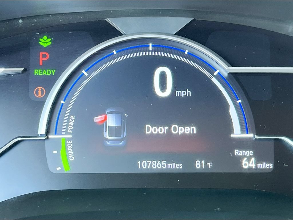 Used 2018 Honda Clarity Touring image 12