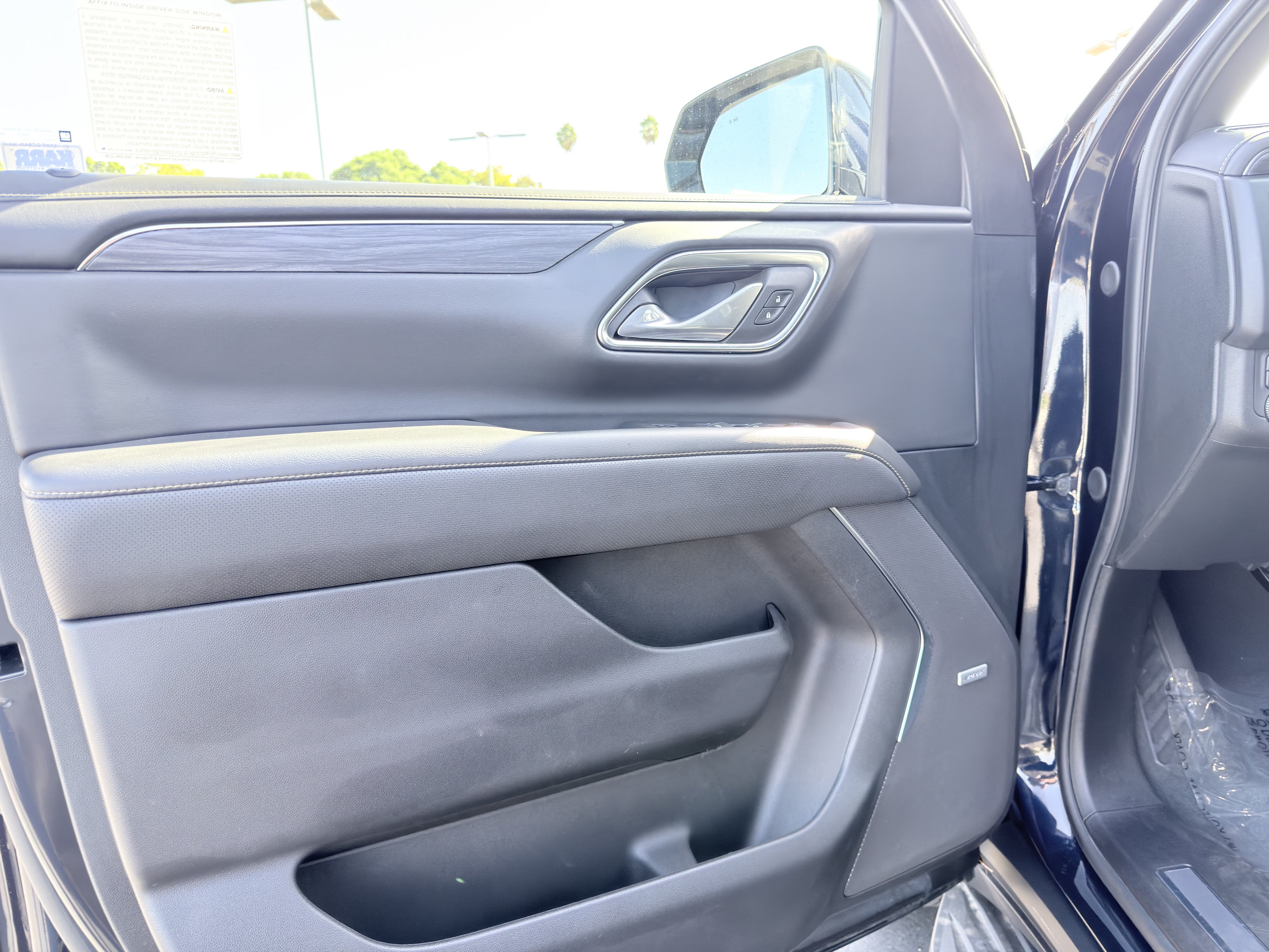 Used 2024 GMC Yukon SLT AWD/4WD image 25