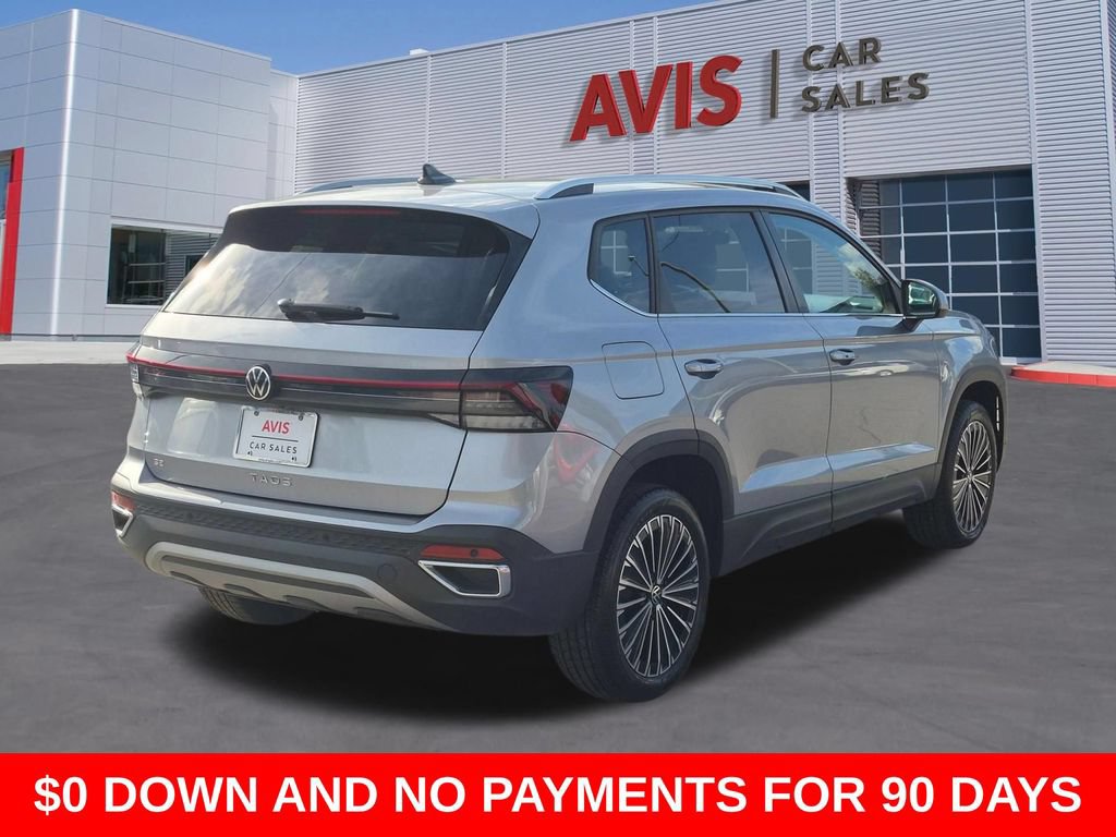 Used 2025 Volkswagen Taos SE FWD image 6