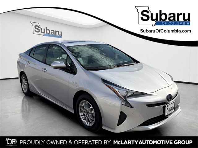 Used 2018 Toyota Prius Four image 1