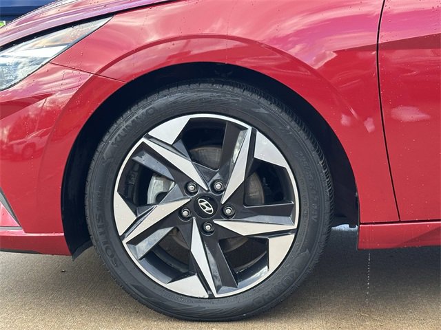 Used 2023 Hyundai Elantra SEL w/ Convenience Package image 8