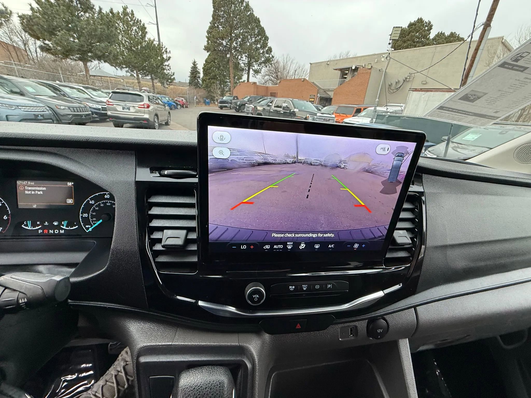 Used 2023 Ford Transit 350 XLT image 38