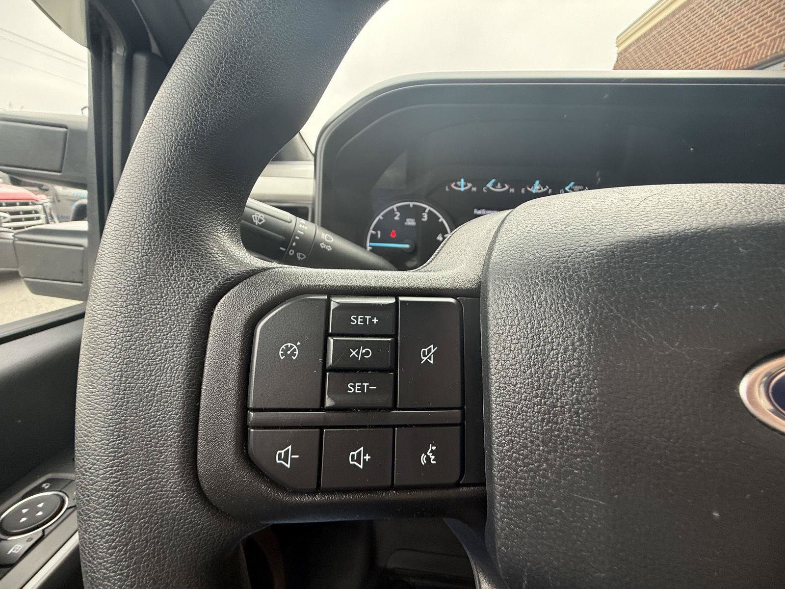 Used 2025 Ford F450 XLT AWD/4WD image 18