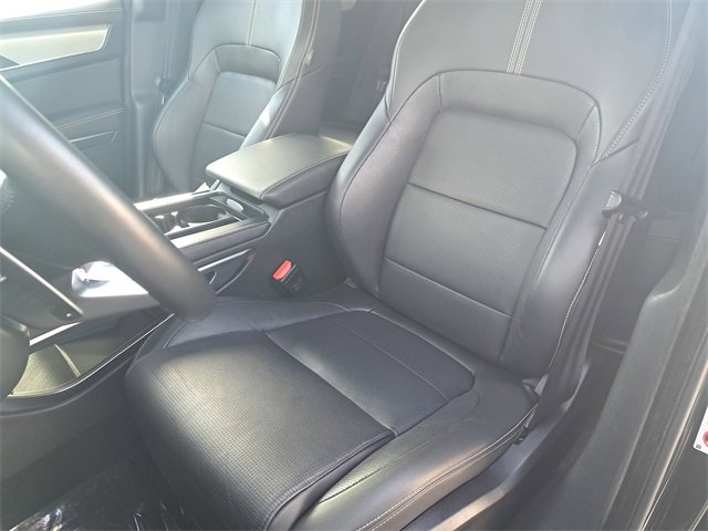 Used 2025 Jaguar F-PACE R-Dynamic S image 18