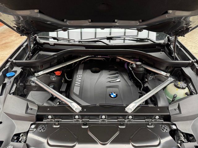 Used 2026 BMW X7 xDrive40i AWD/4WD image 28