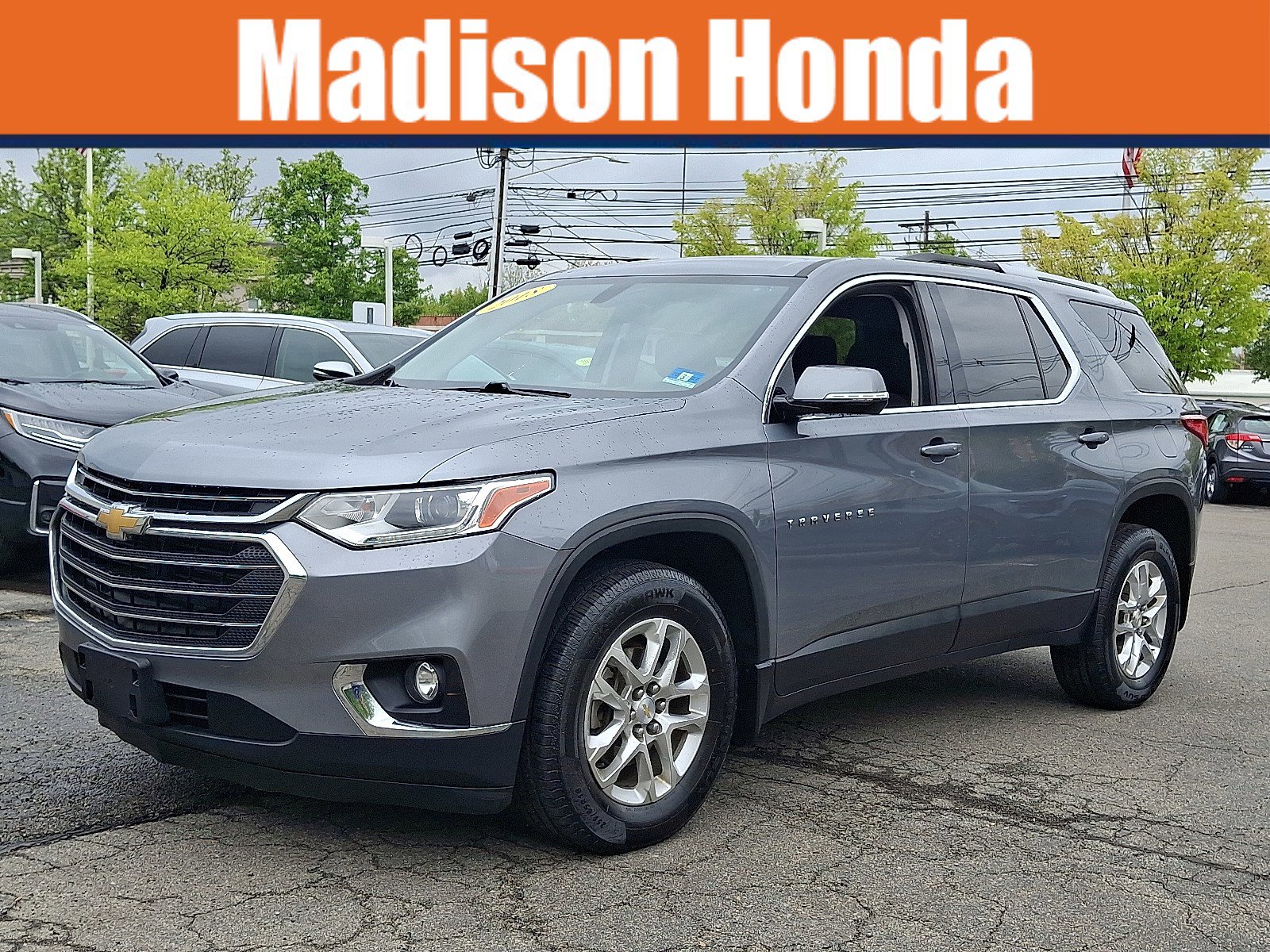 Used 2018 Chevrolet Traverse LT AWD/4WD image 1
