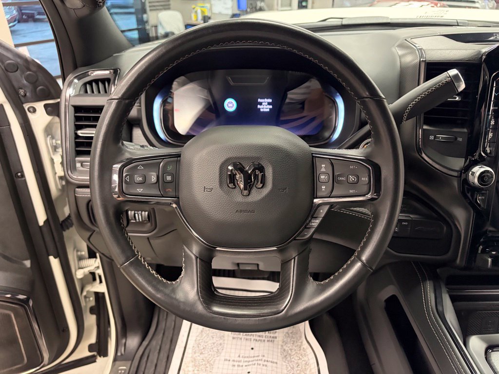 Used 2024 RAM 2500 Limited AWD/4WD image 12