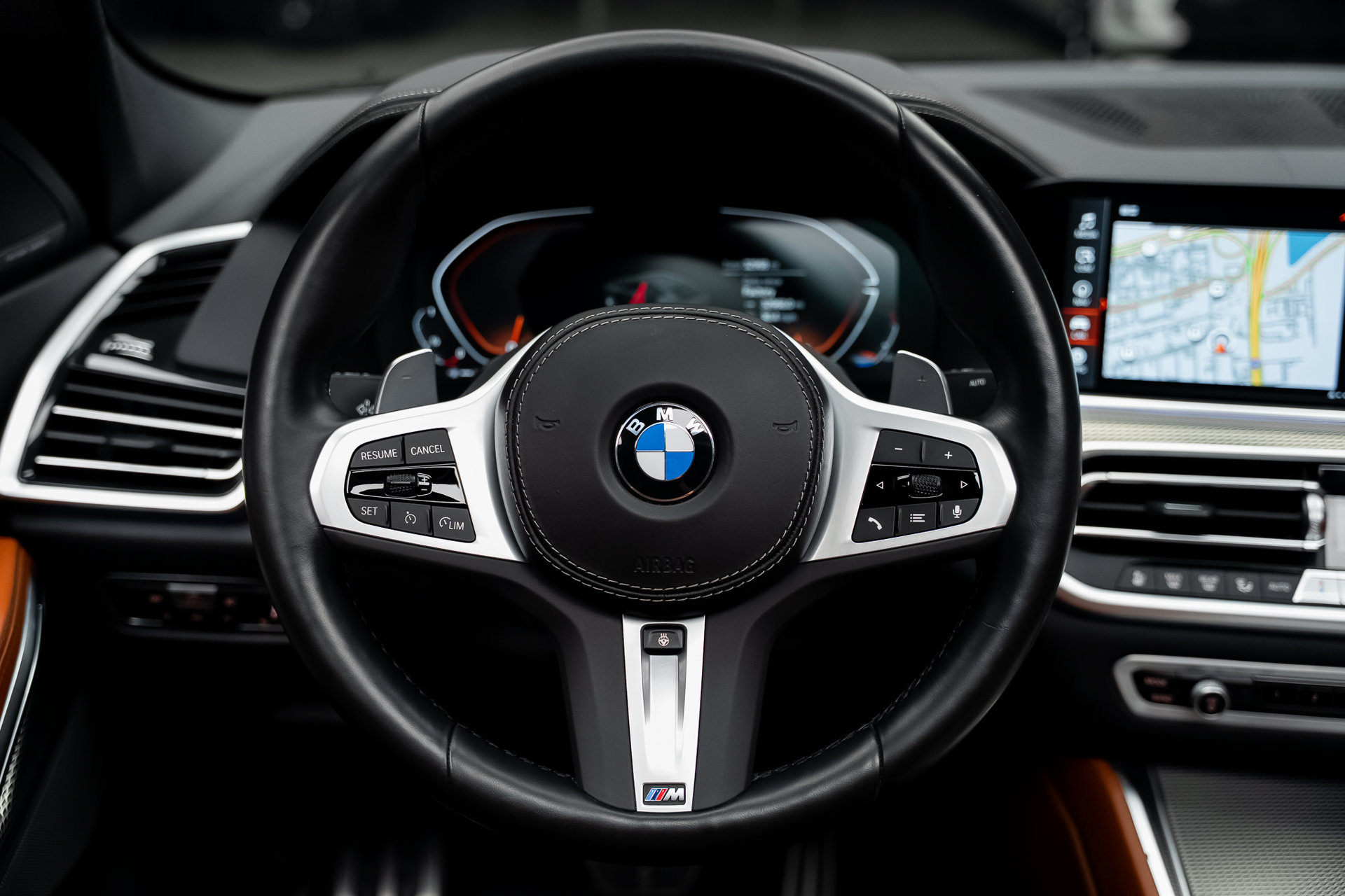 Used 2023 BMW X6 xDrive40i w/ M Sport Package AWD/4WD image 44