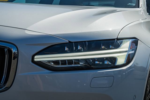 Certified 2023 Volvo S90 B6 Ultimate image 13
