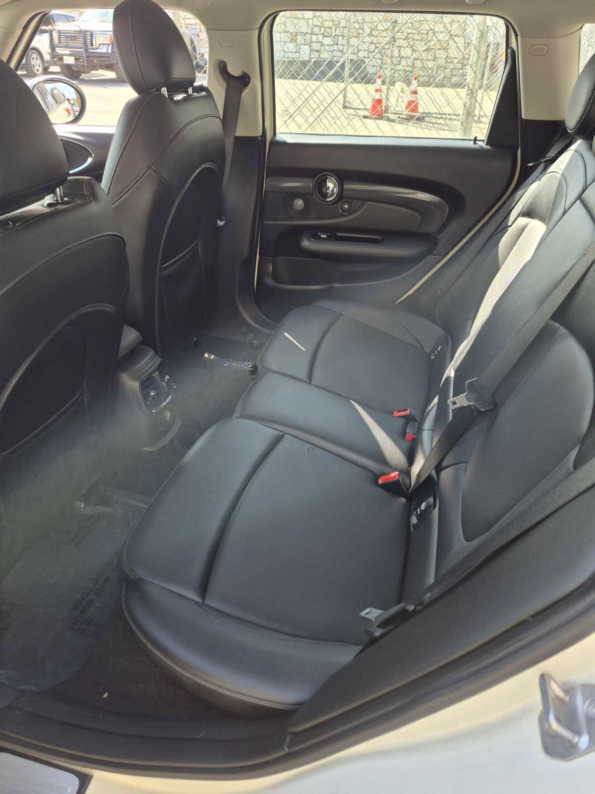 Used 2018 MINI Cooper Clubman S image 8