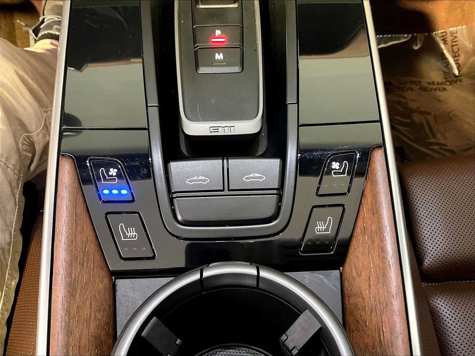 Certified 2021 Porsche 911 Targa 4S AWD/4WD image 37