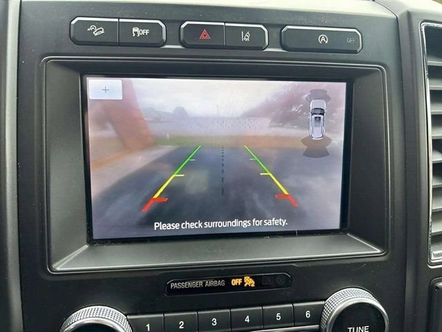 Used 2020 Ford Expedition Limited image 9