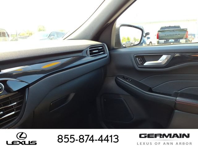 Used 2025 Ford Escape ST-Line FWD image 22