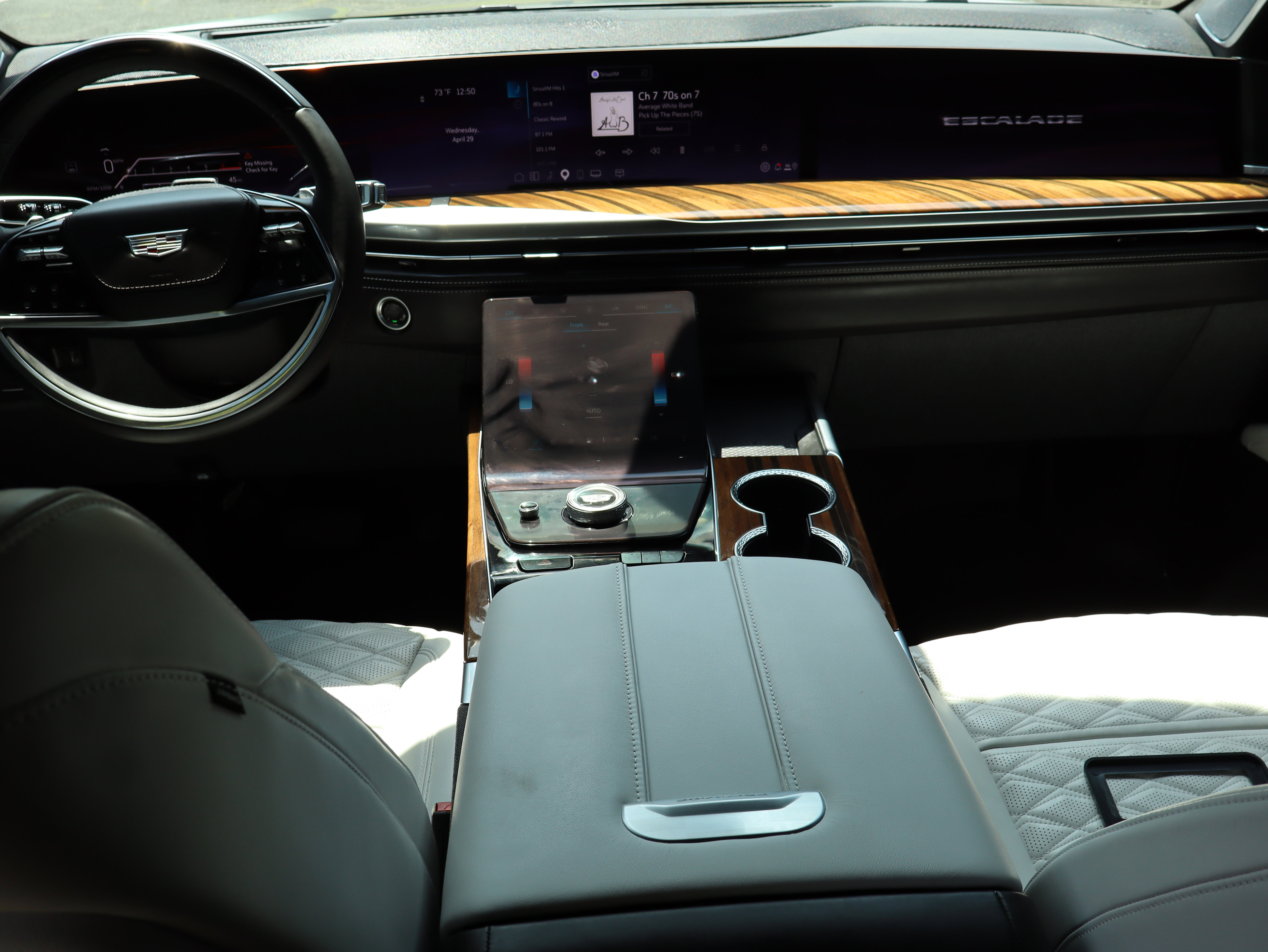 Certified 2026 Cadillac Escalade Platinum Sport w/ LPO, Floor Liner Package AWD/4WD image 22