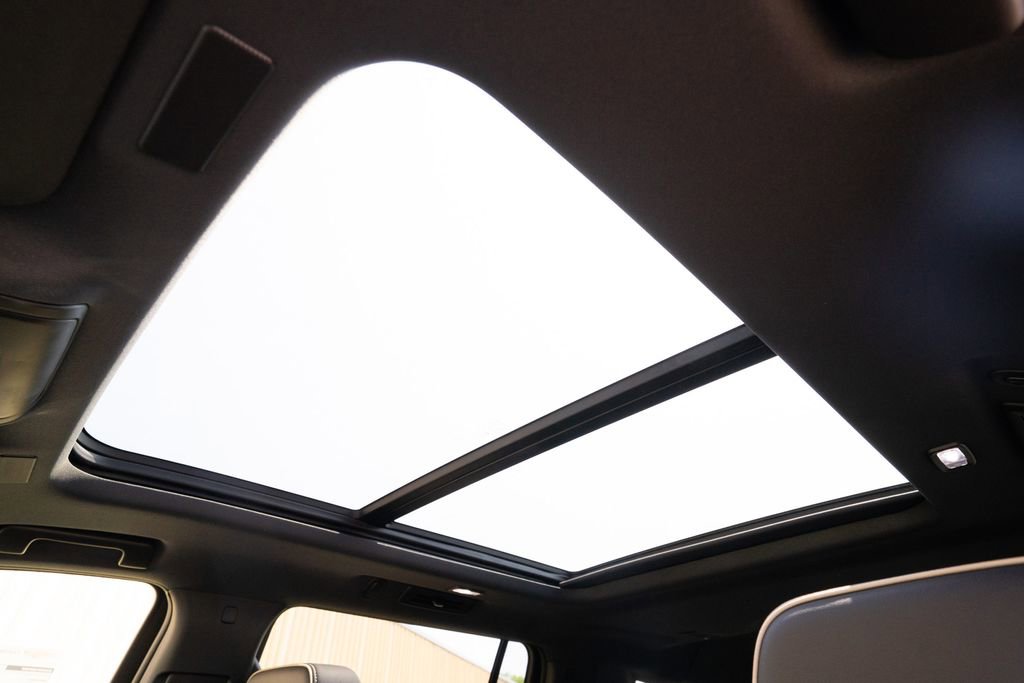 New 2025 Chevrolet Suburban Premier w/ Sun And Tow Package image 24