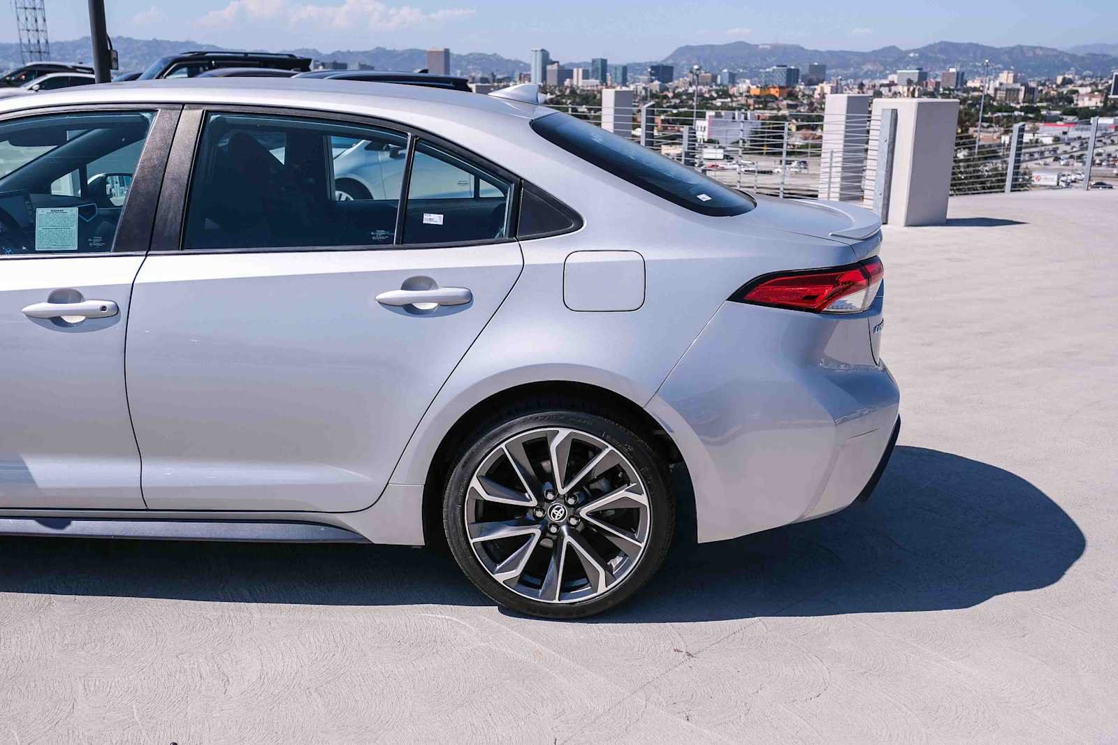 Used 2022 Toyota Corolla SE FWD image 8