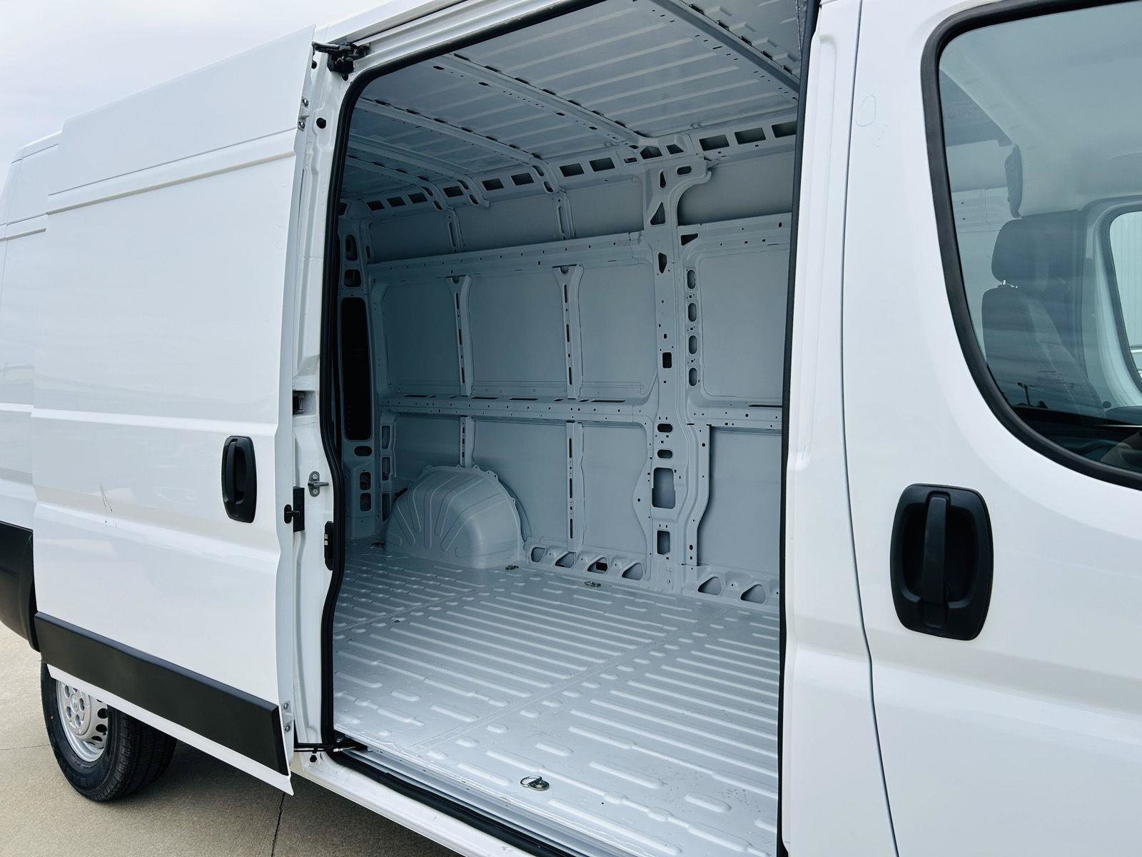 New 2026 RAM ProMaster 2500 FWD image 21