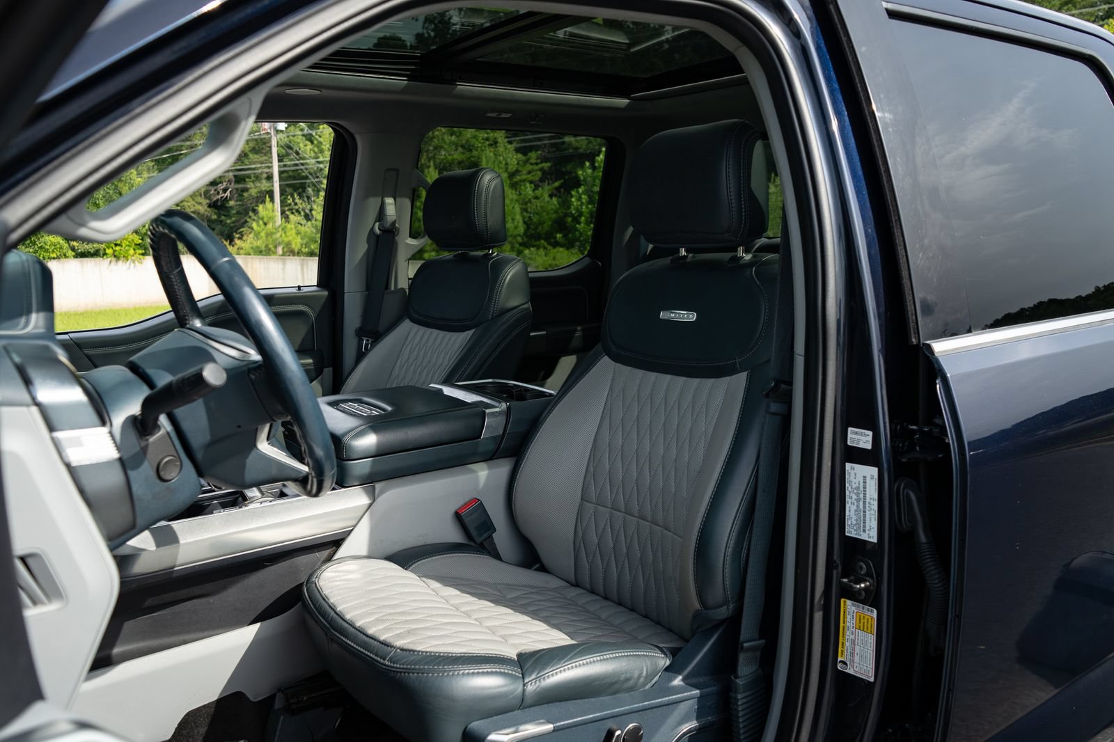 Used 2023 Ford F150 Limited AWD/4WD image 15