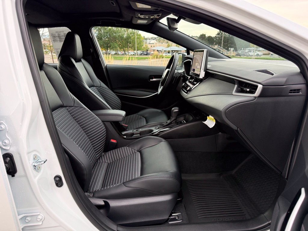 Used 2026 Toyota Corolla XSE FWD image 32