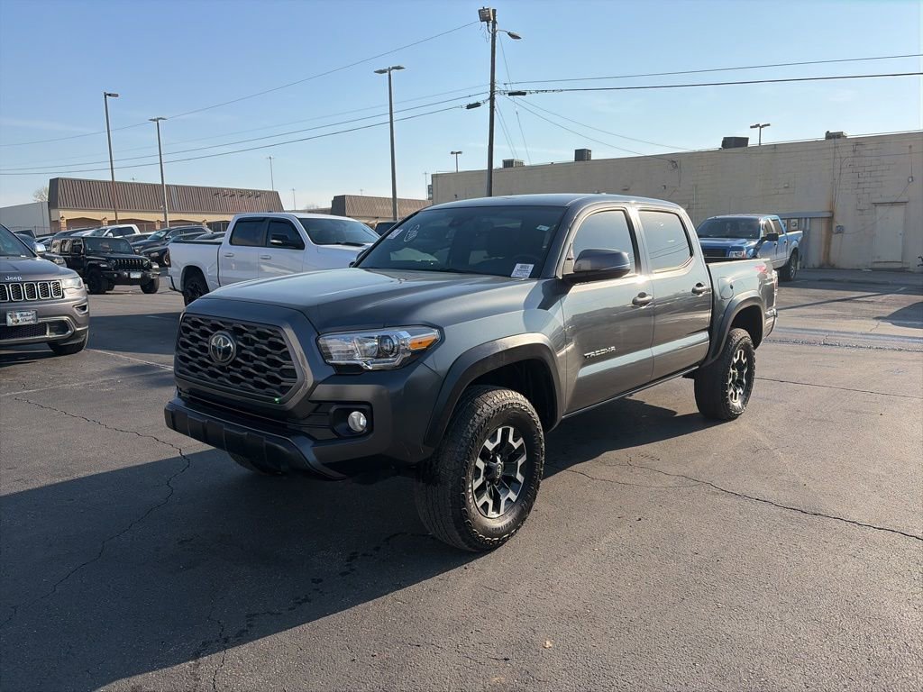 Used 2023 Toyota Tacoma TRD Off-Road image 3