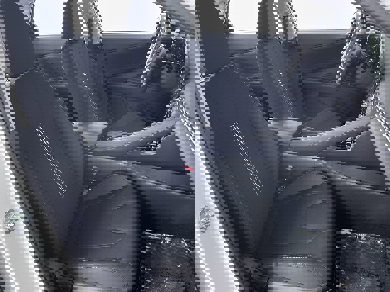 Used 2023 Hyundai Elantra SEL w/ Convenience Package image 24