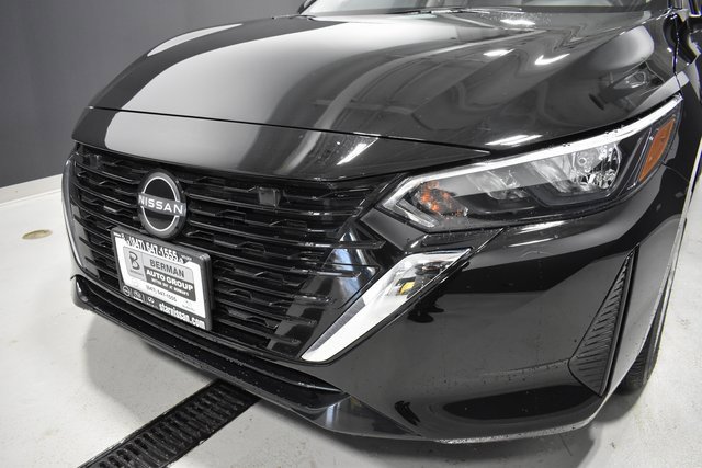 Certified 2025 Nissan Sentra S image 10