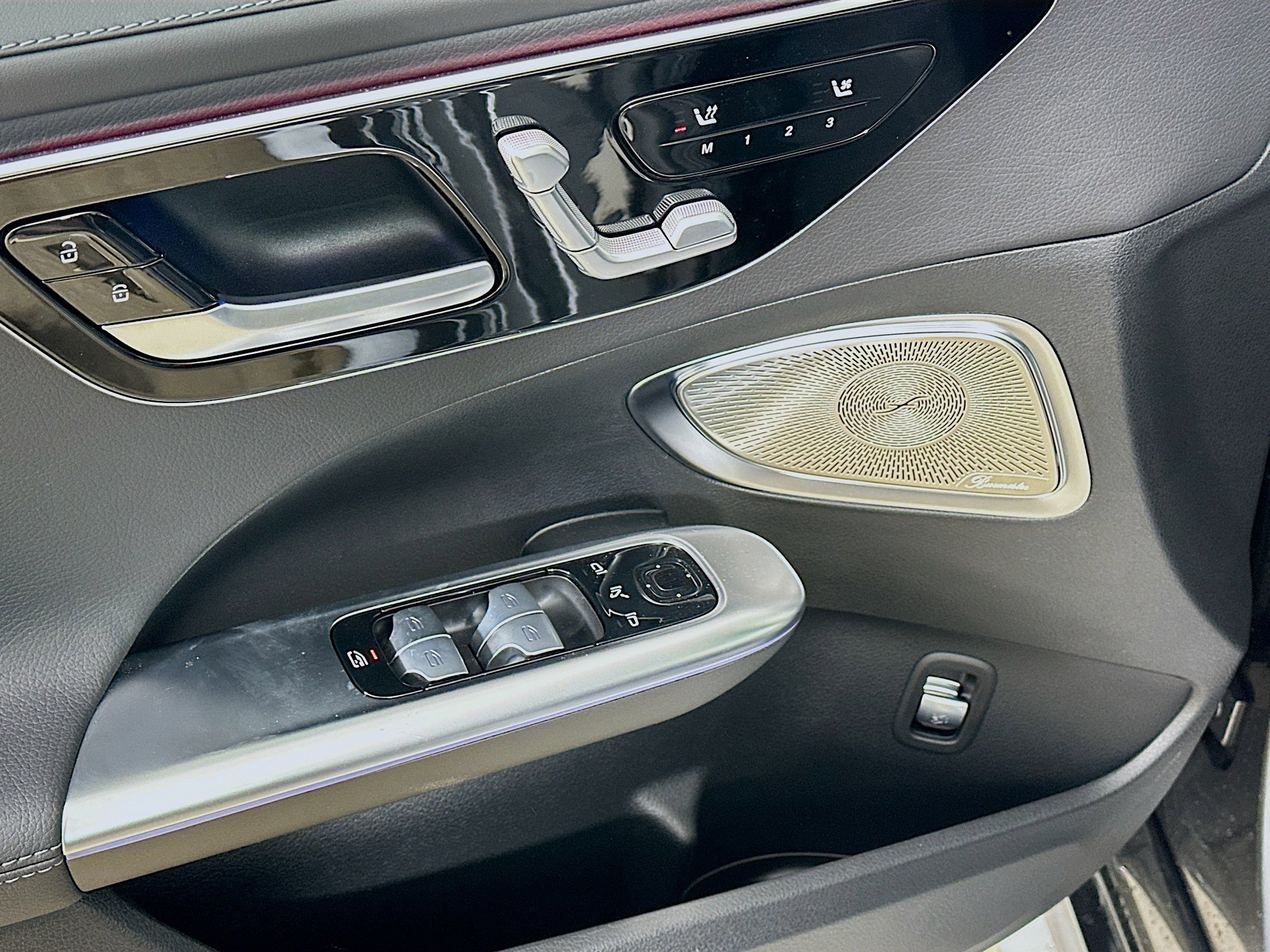 Certified 2025 Mercedes-Benz C 300 4MATIC Sedan image 22