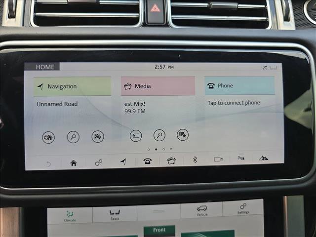 Used 2021 Land Rover Range Rover HSE image 23