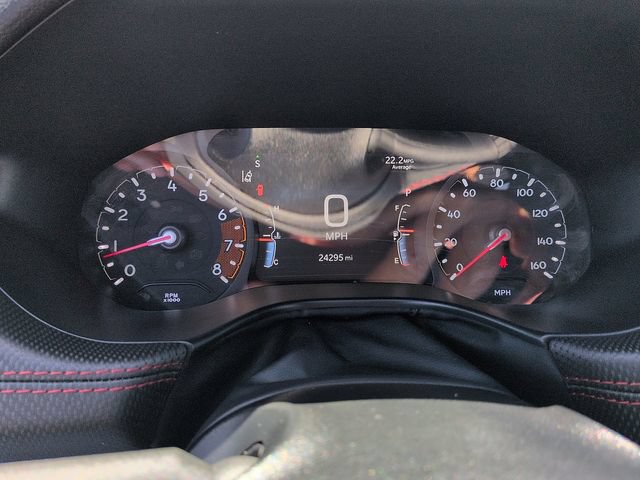 Used 2025 Jeep Compass Trailhawk AWD/4WD image 19