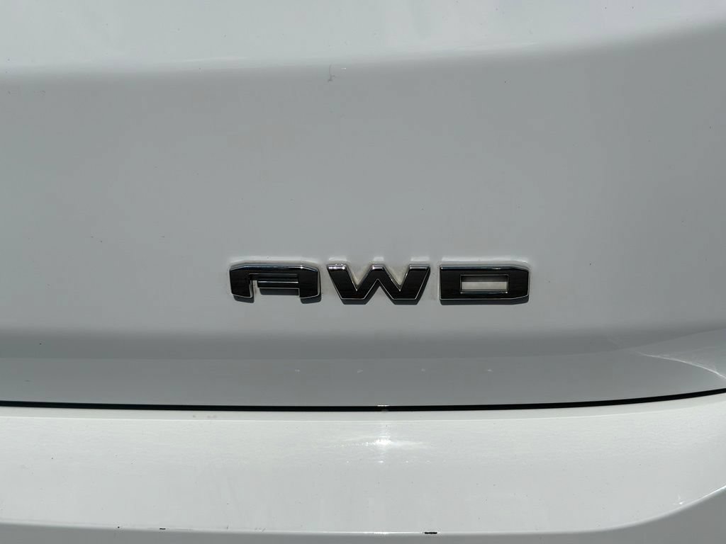 Used 2023 GMC Terrain SLE AWD/4WD image 41