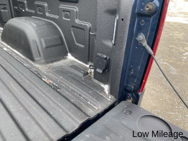 Used 2021 Chevrolet Silverado 1500 LT Trail Boss w/ Convenience Package II image 7